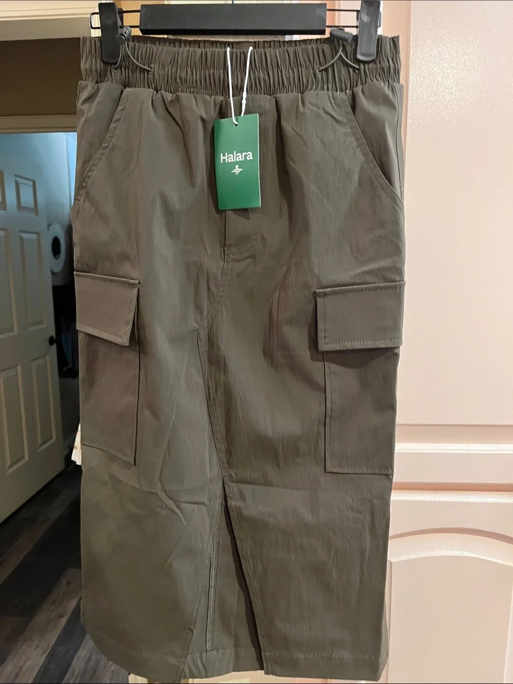 HALARA Olive Green Elastic-Waist cargo Skirt with Drawstring - Picture 1 of 11